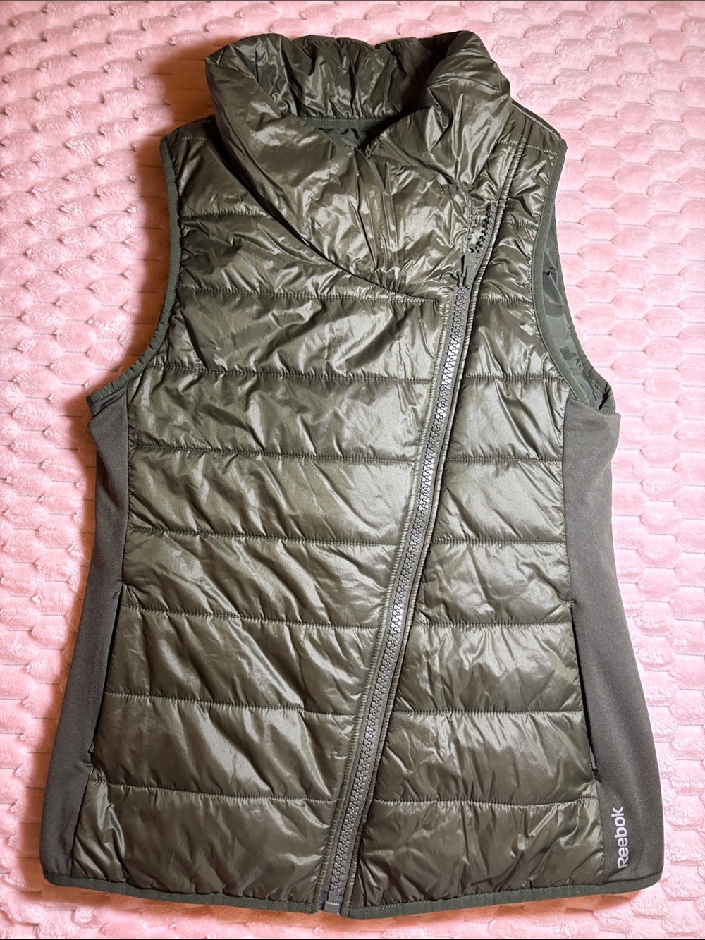 Reebok Women's Olive Green Puffer Vest